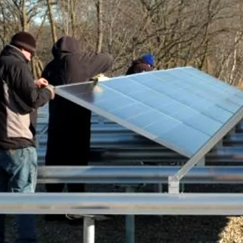 Solar community garden now installed at LREC HQ